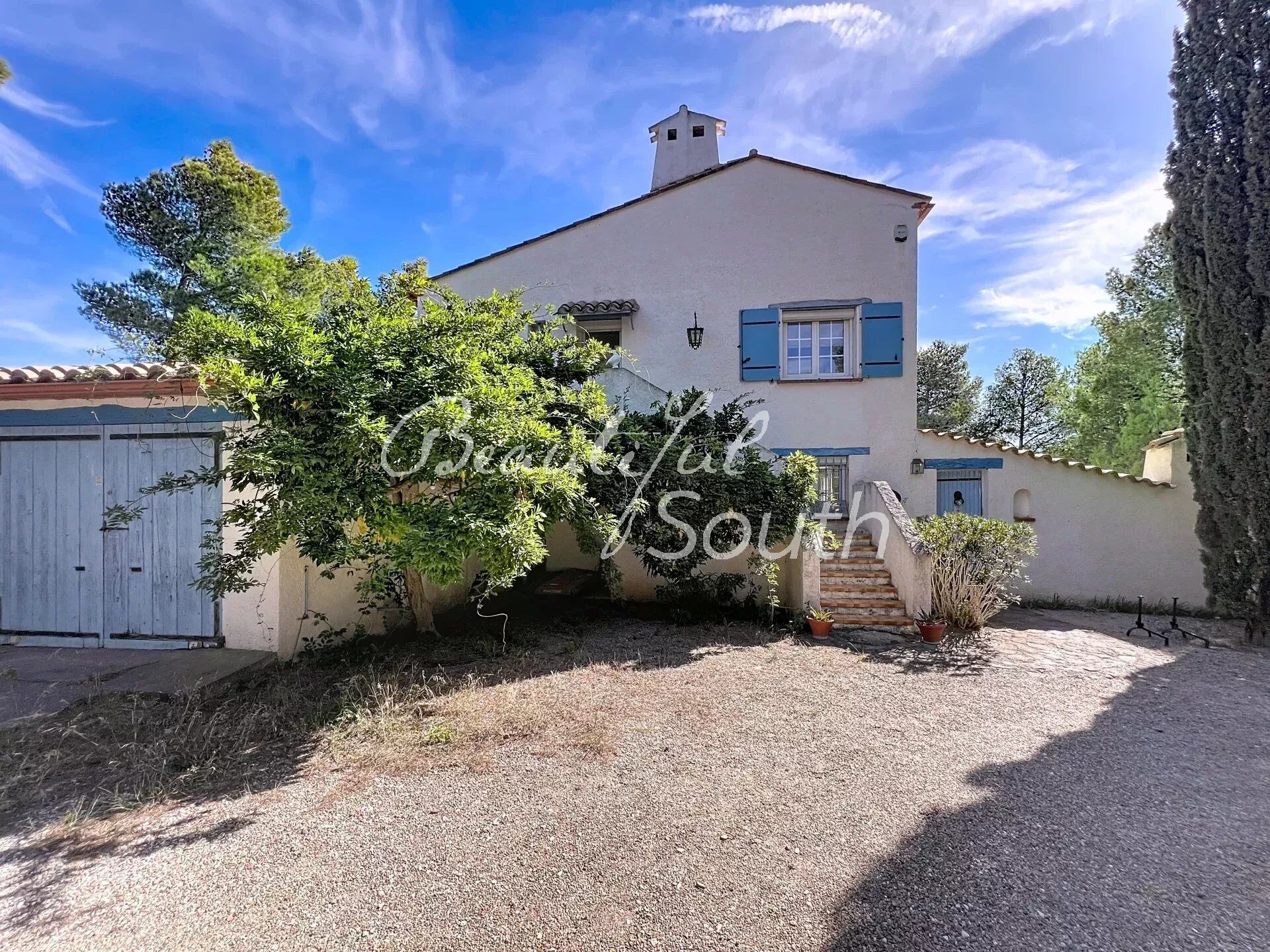 Villa / Maison  T5 à vendre Espira-de-l'Agly 66600