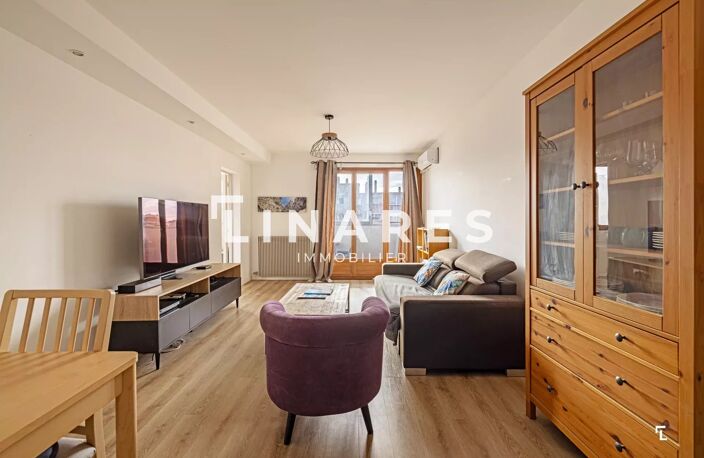 L'ÉLÉGANCE - Appartement Dernier Étage T2 de 70m2 - 2 Balcons - — photo 3