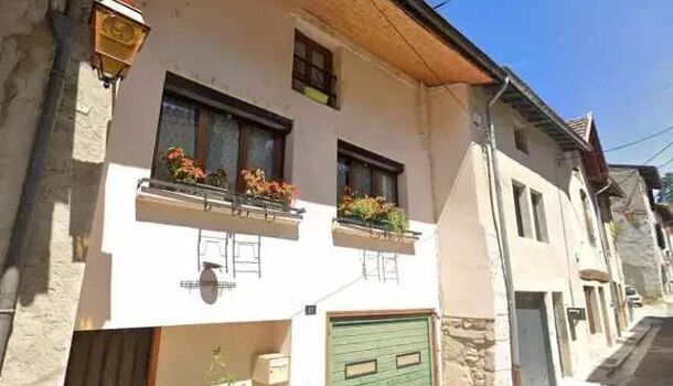 Maison de Village  6 pièces  à vendre Poncin 01450