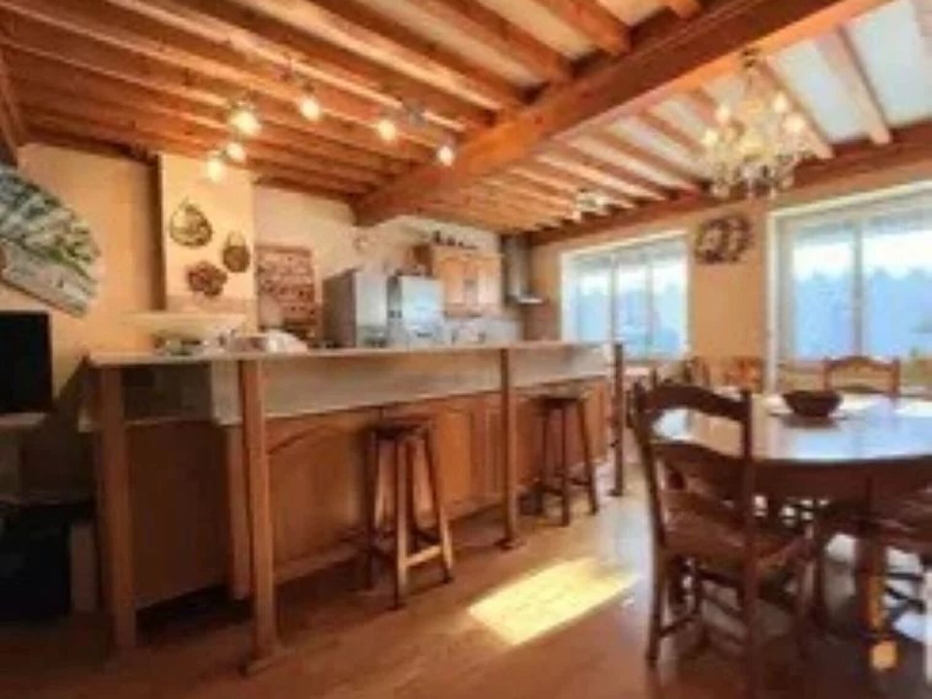 Maison 6 pièces 162 m² · à Poncin · 162 m² · 187 000 €