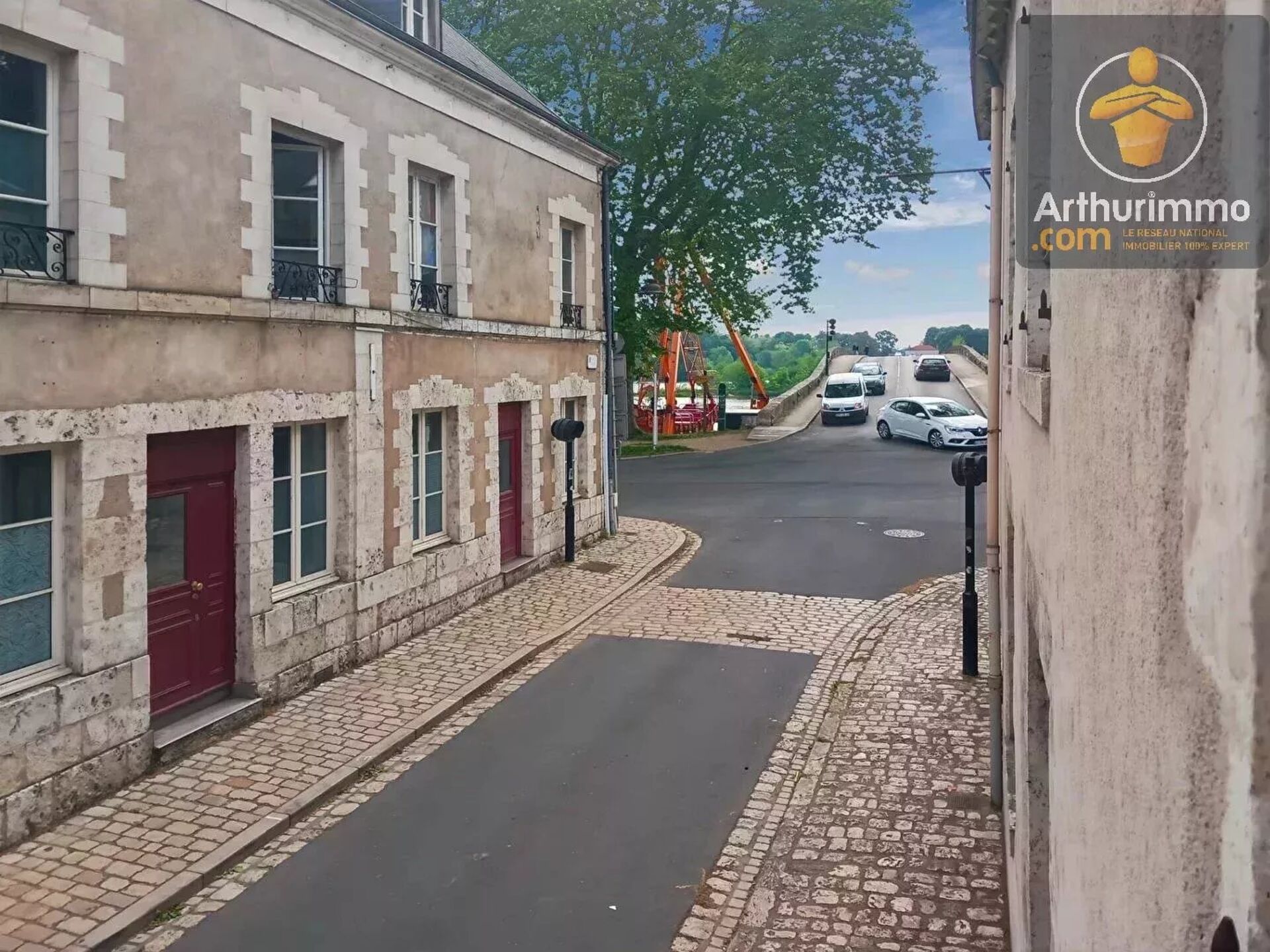 Immeuble 2 pièces 165 m² · à Beaugency · 165 m² · 435 750 €