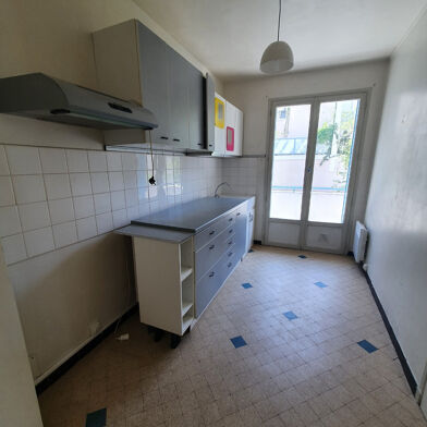 Appartement 2 pièces 573 €