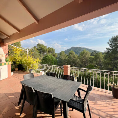 Maison 6 pièces 810000 €