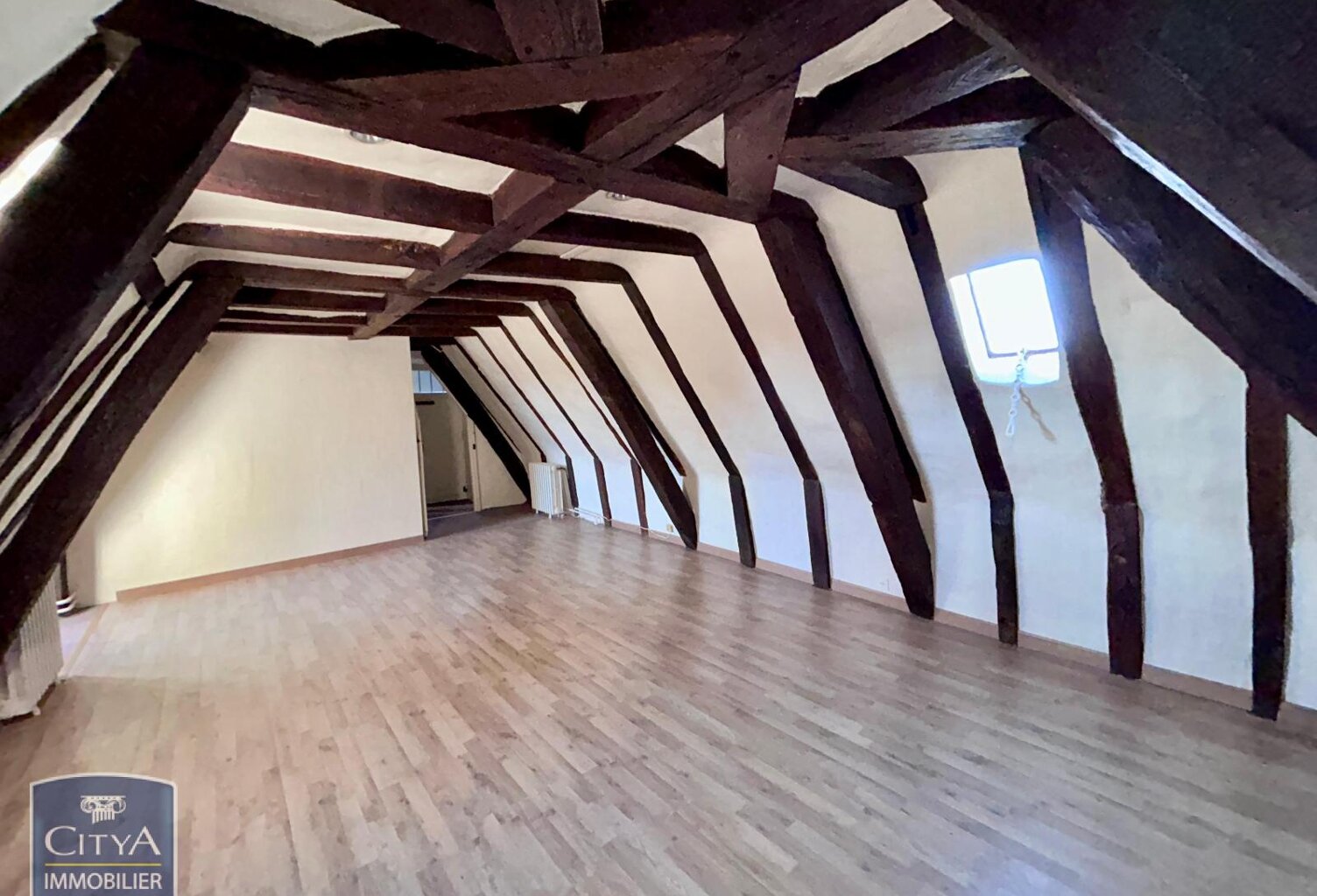 Location appartement 1 pièce 24 m² à Tours (37000) — photo 1