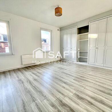 Immeuble  215000 €