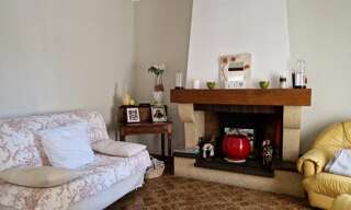 Immeuble  135 m² à vendre à Cucuron (84160)