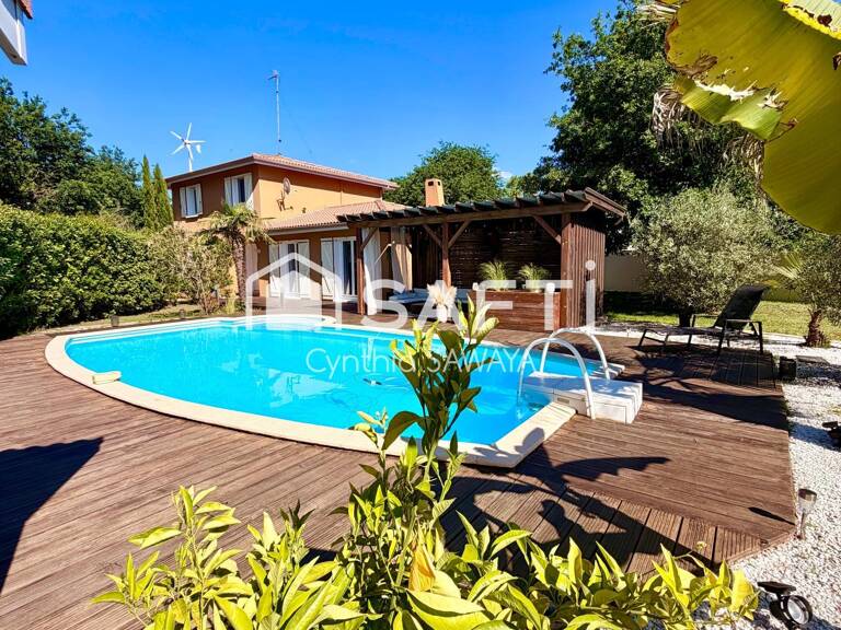 Superbe maison au calme sur belle parcelle avec piscine, garage, ateliers et dépendance T2 — photo 1