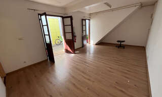 Commerce 4 Pièces 71 m² à louer à Saint-Denis (97400)