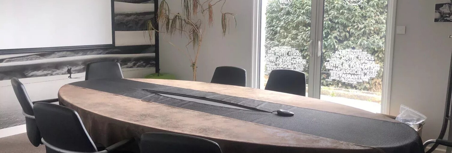 Commerce 6 Pièces 131 m² à louer à Châteaubourg (35220)