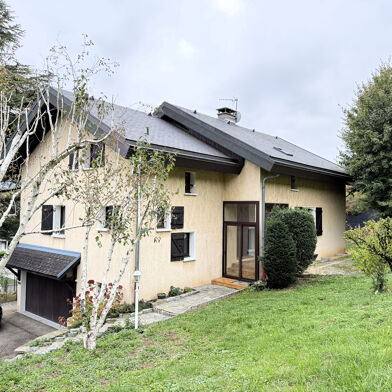 Maison 11 pièces 575000 €