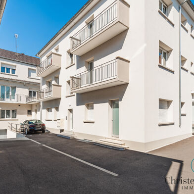 Appartement 6 pièces 1200 €