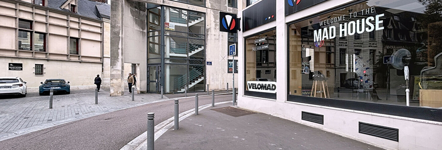 Commerce  81 m² à louer à Rouen (76000)