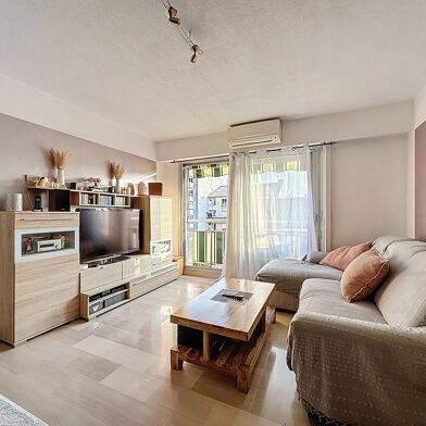 Appartement 3 pièces 326000 €