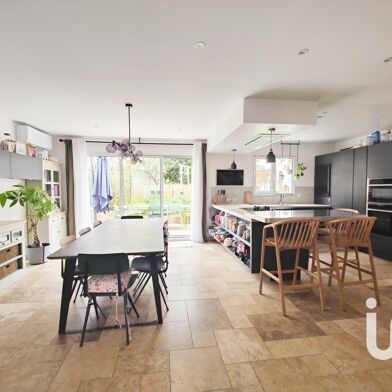 Maison 6 pièces 450000 €