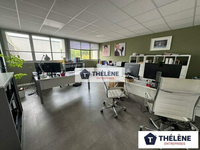 BUREAUX à LOUER — photo du bien