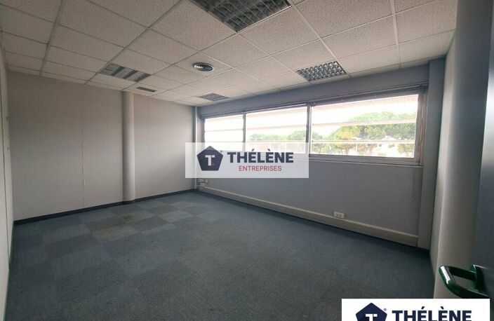 BUREAUX à LOUER — photo 4