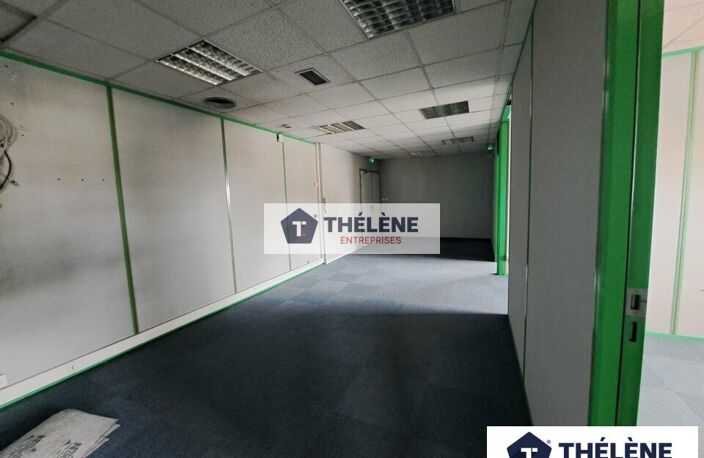 BUREAUX à LOUER — photo 5