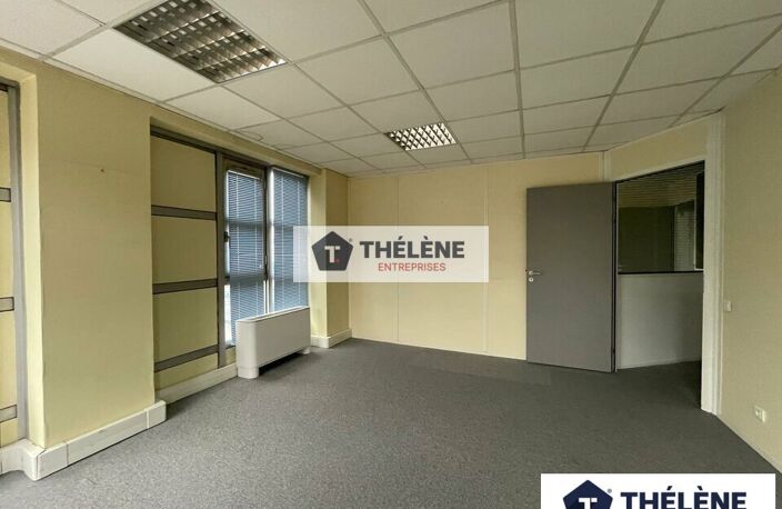 BUREAUX à LOUER — photo 4