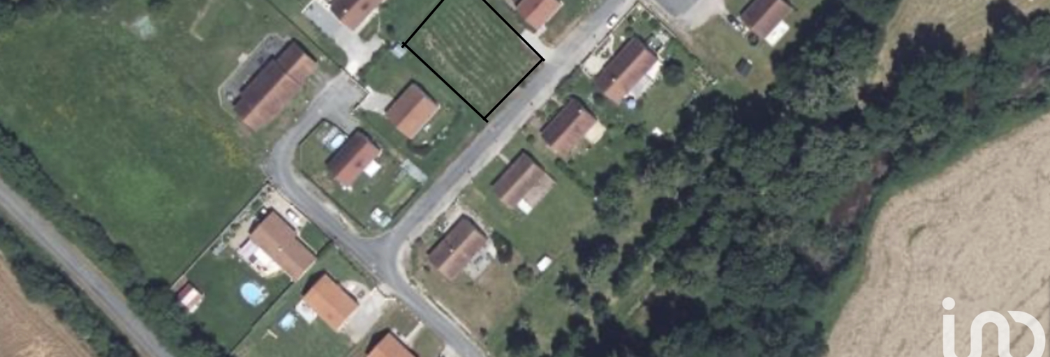 Terrain  726 m² à vendre à Saint-Jean-Ligoure (87260)