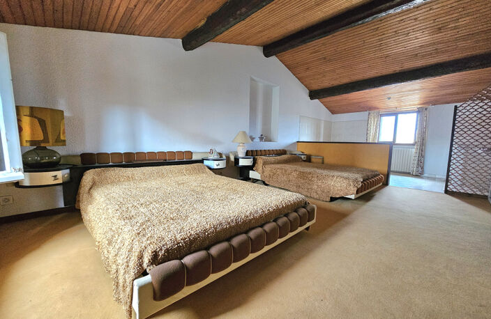Aigues-Mortes centre, maison avec patio, garage. — photo 5