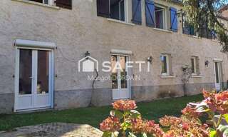 Maison 8 Pièces 161 m² à vendre à Prévinquières (12350)