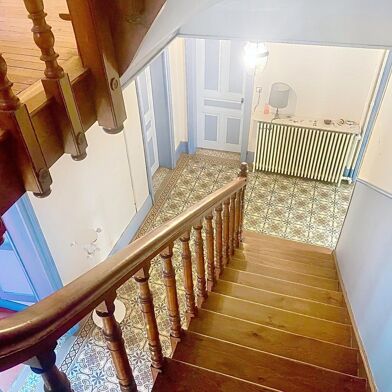 Maison 11 pièces 220000 €