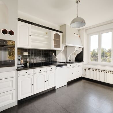 Appartement 5 pièces 149000 €