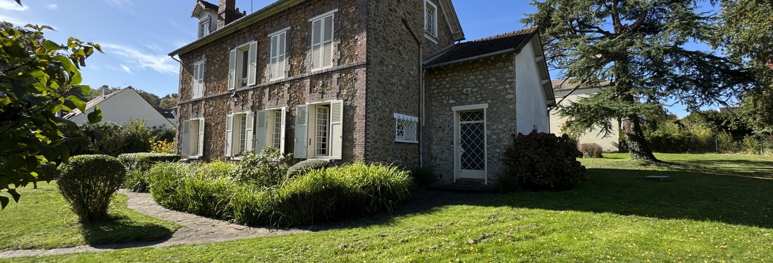 Maison 9 Pièces 320 m² à vendre à Vauhallan (91430)