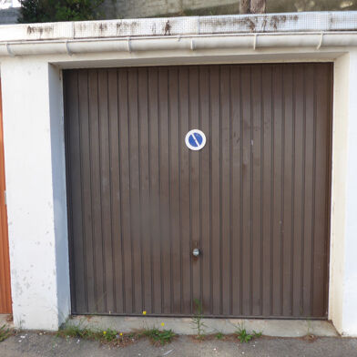 Garage  17500 €