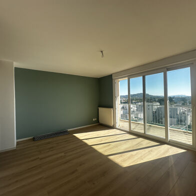 Appartement 4 pièces 79920 €