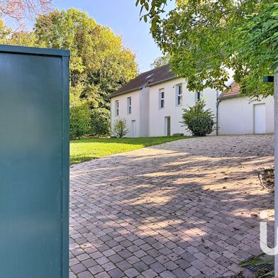 Maison 13 pièces 879000 €