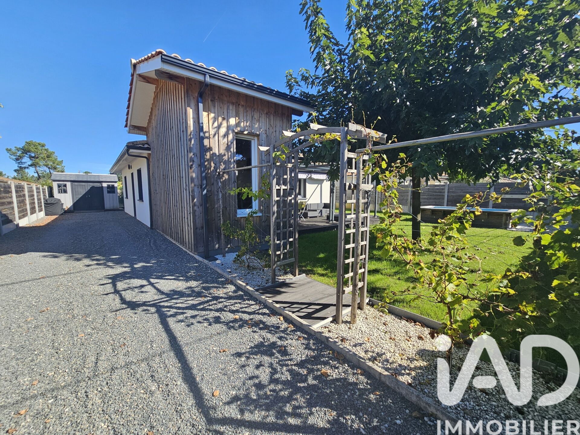 La-Teste-De-Buch - 93m² - 5p. - 4ch.