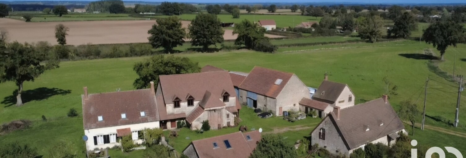 Maison 28 Pièces 660 m² à vendre à Saint-Bonnet-Tronçais (03360)