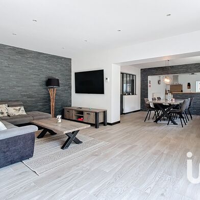 Maison 7 pièces 369000 €