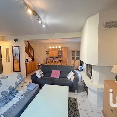 Maison 5 pièces 299000 €