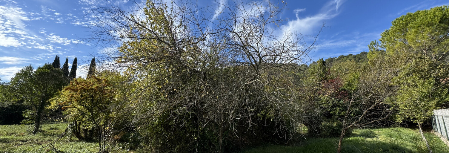 Terrain  604 m² à vendre à Carnoules (83660)