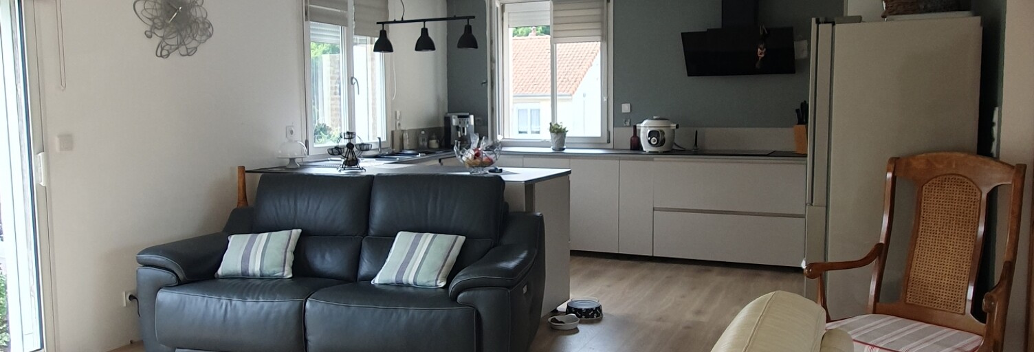 Immeuble  385 m² à vendre à Saveuse (80470)