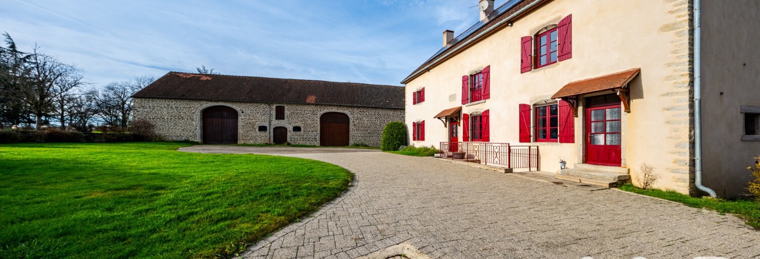 Maison 9 Pièces 265 m² à vendre à Maconge (21320)