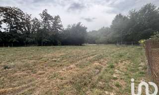 Terrain  4628 m² à vendre à Saint-Benoît-la-Forêt (37500)