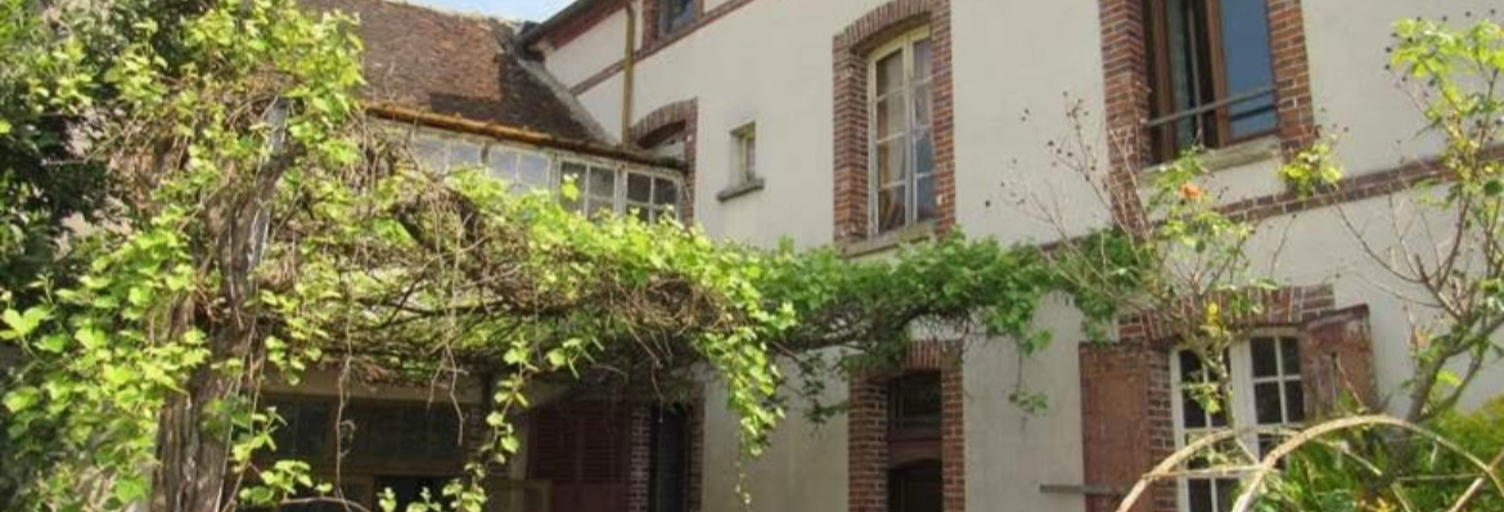 Maison 8 Pièces 248 m² à vendre à Villeneuve-sur-Yonne (89500)