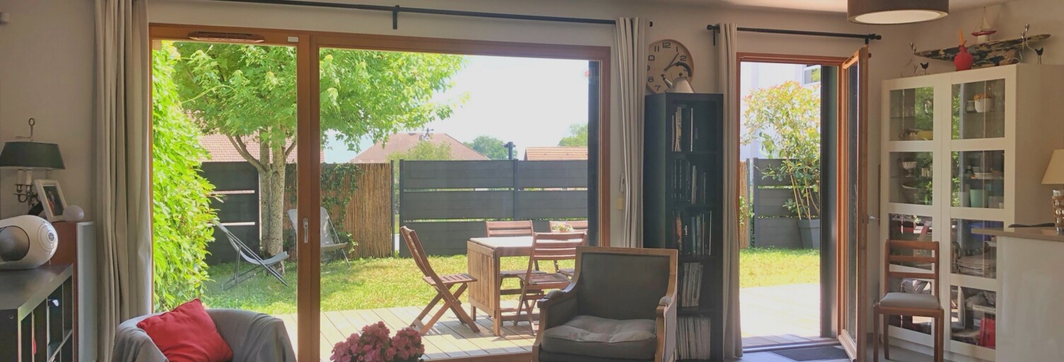 Maison 7 Pièces 135 m² à vendre à Échenevex (01170)