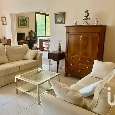 Appartement 4 pièces 299000 €