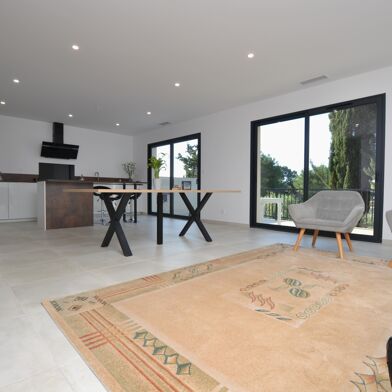 Maison 4 pièces 274900 €