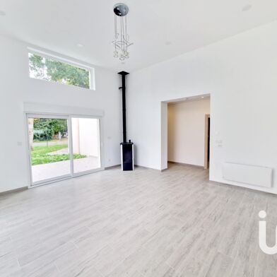 Maison 5 pièces 249900 €