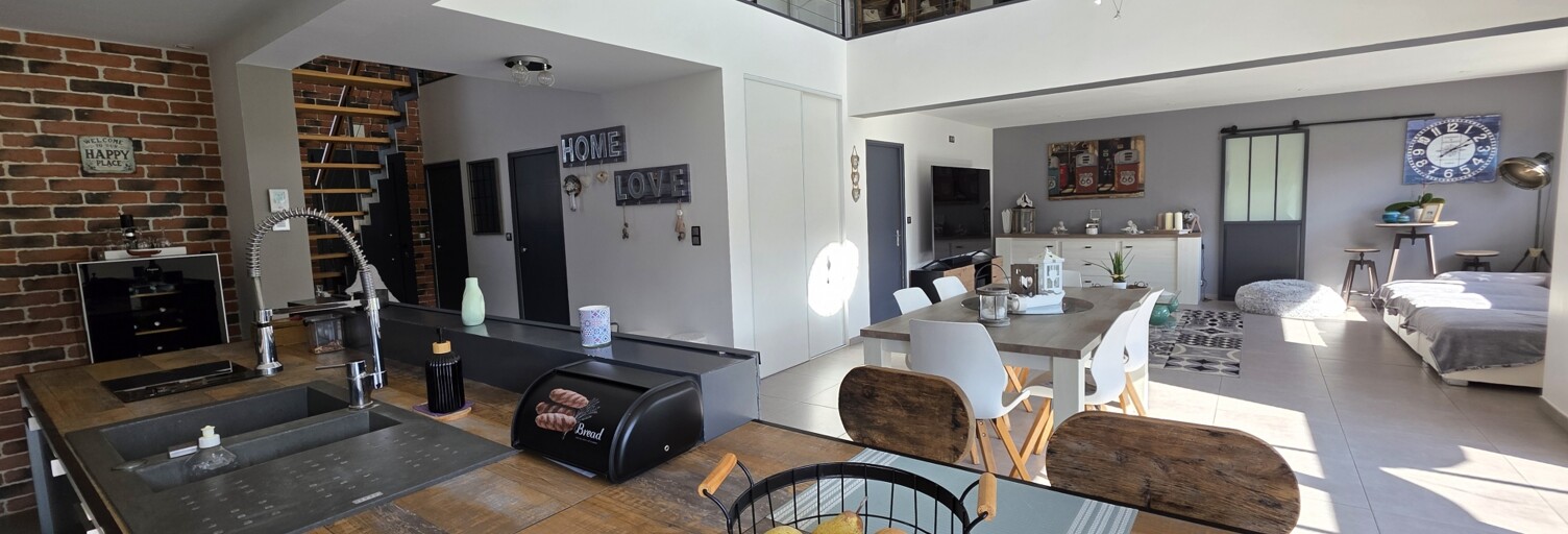 Maison 8 Pièces 234 m² à vendre à Sainte-Soulle (17220)