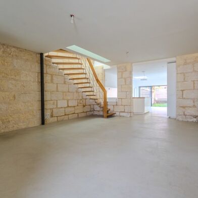 Maison 6 pièces 549000 €