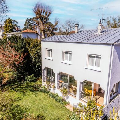 Maison 8 pièces 1250000 €