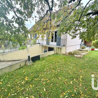 Maison 8 pièces 480000 €