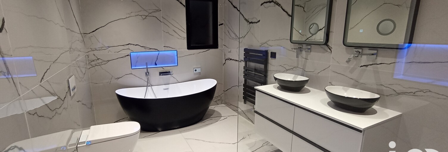 Maison 5 Pièces 182 m² à vendre à Rochemaure (07400)