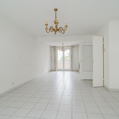 Appartement 4 pièces 327500 €